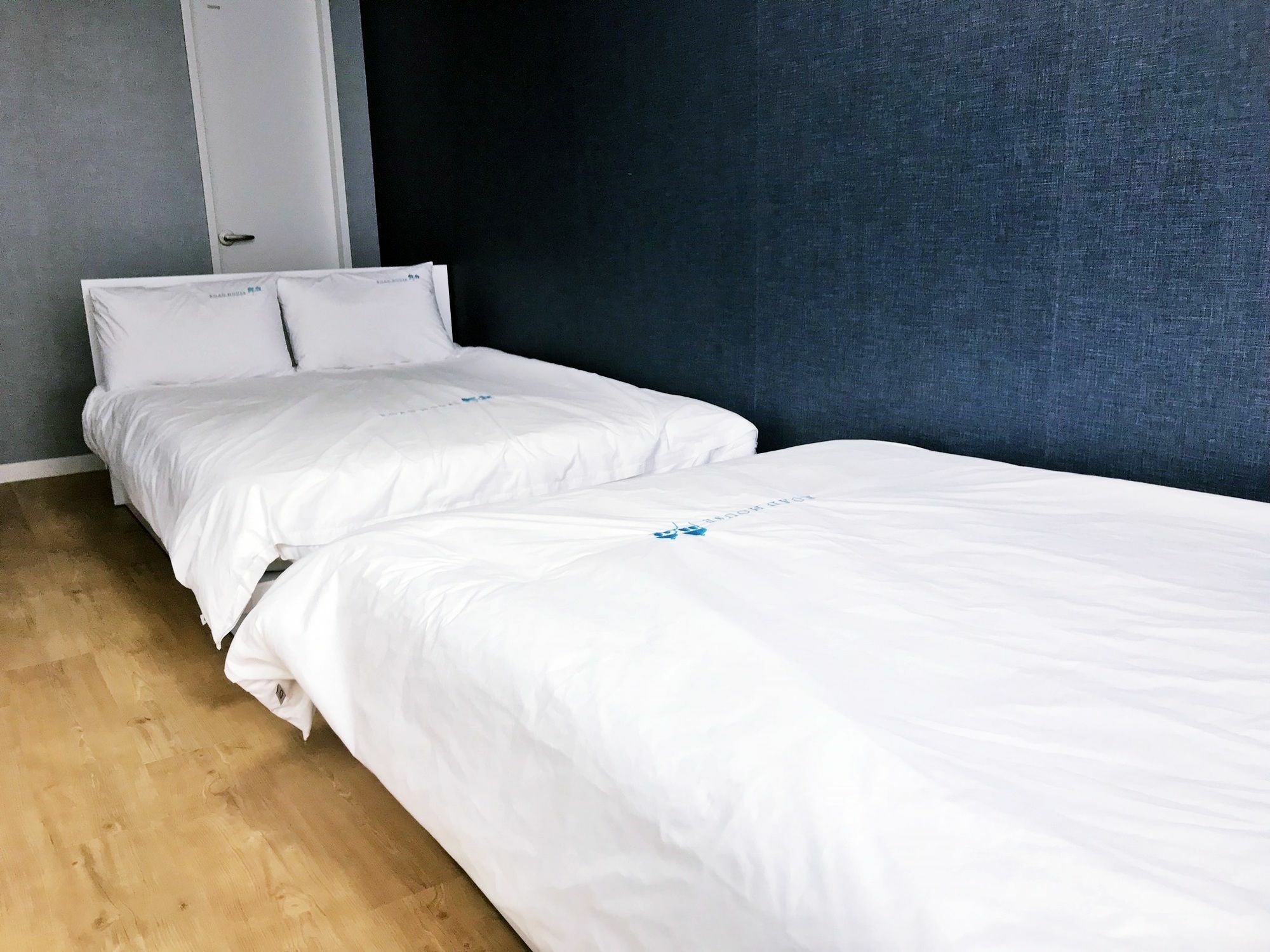 Roadhouse Hongdae Shinchon Hotel Seoul Exterior photo